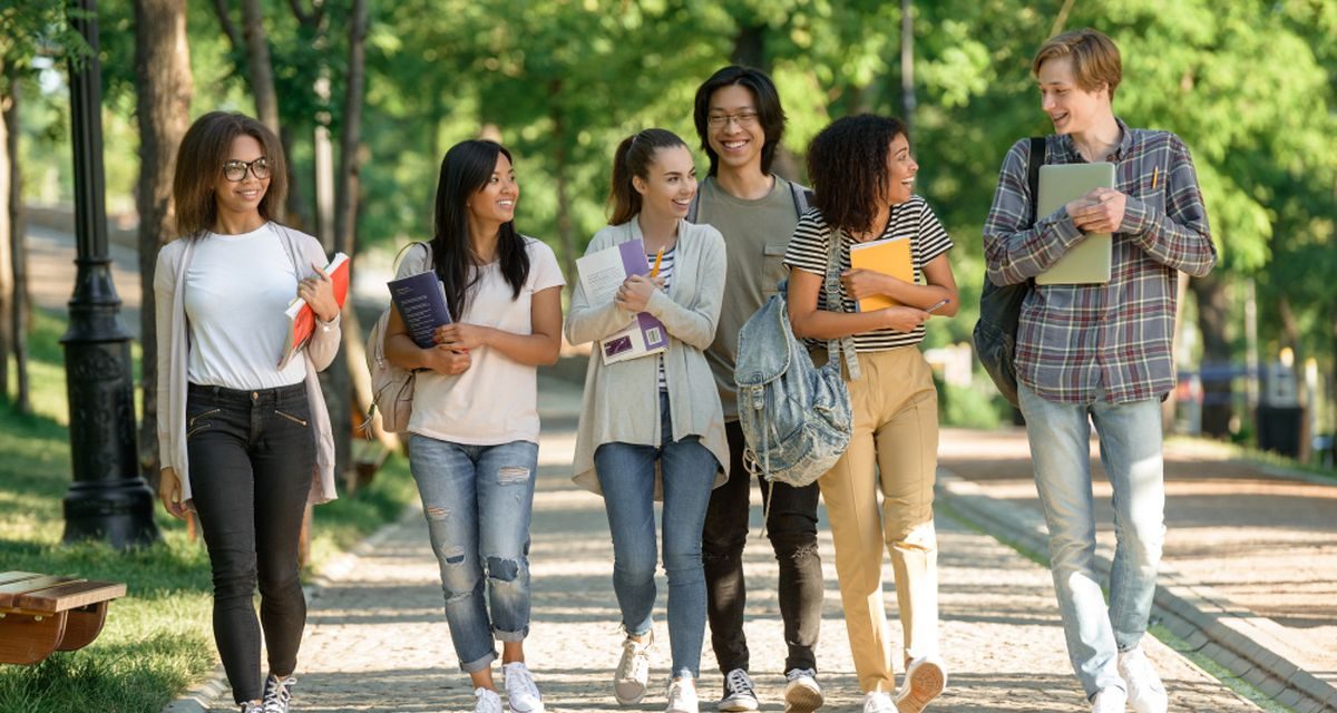 Magang Mahasiswa Di Telkom Pembelajaran AI Dan Dunia Bisnis