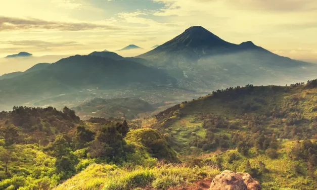 Liburan Hemat Menggunakan Kereta Api Lokal Untuk Traveling