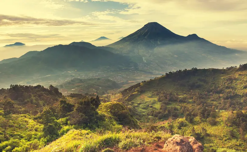 Liburan Hemat Menggunakan Kereta Api Lokal Untuk Traveling