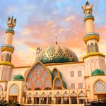 Eksplorasi Keindahan Pulau Seribu Masjid, Yuk Kita Bahas Di Sini