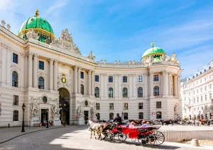 10 Destinasi Wisata Terbaik Di Austria Saat Musim Semi