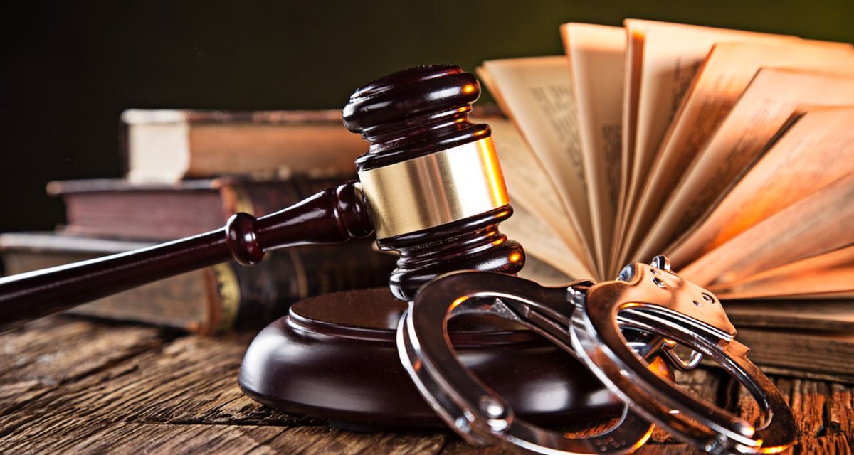 Pendapat Masyarakat Terhadap Hukum Yang Belum Transparan