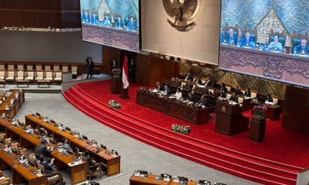 Protes Meluas, Pemerintah Setujui Pemangkasan Fasilitas DPR
