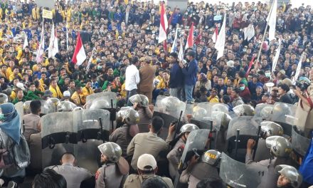 Demo Mahasiswa Pembangunan Tol, Isu Nasional Ramai Dibahas