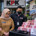KPK Periksa Bendahara Dinas PUPR Kota Bengkulu Rp4 Miliar!