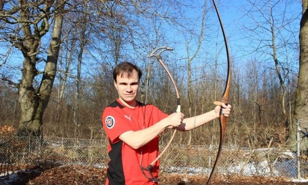 Lars Andersen Terkenal Sebagai Pemanah Tercepat Di Dunia